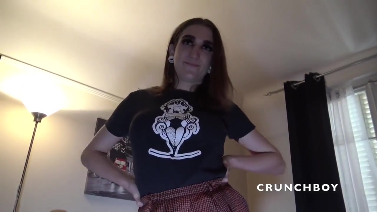 Beautiful Tranny Used By The Hetero Domi Juteur - Icy Diamond