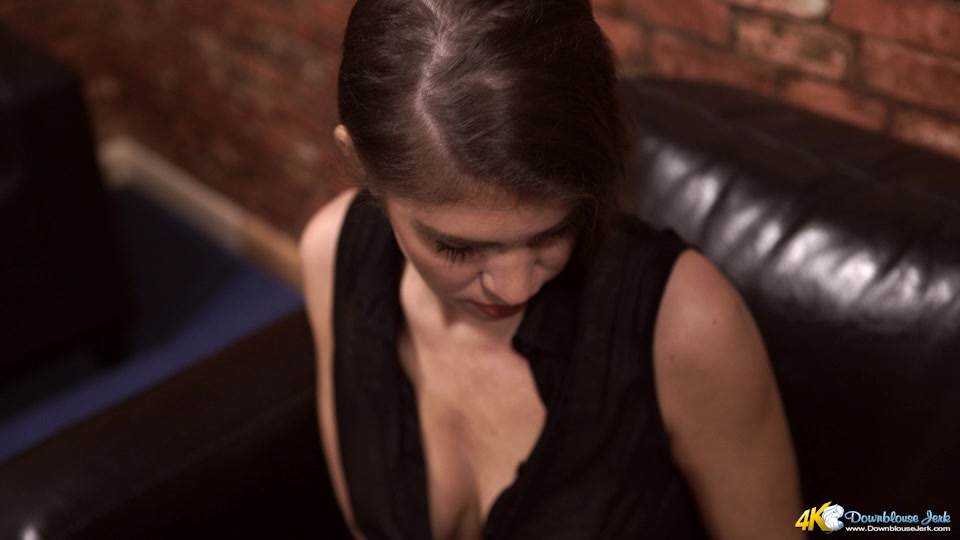 Katie Louise in Relaxing Cleavage - DownblouseJerk