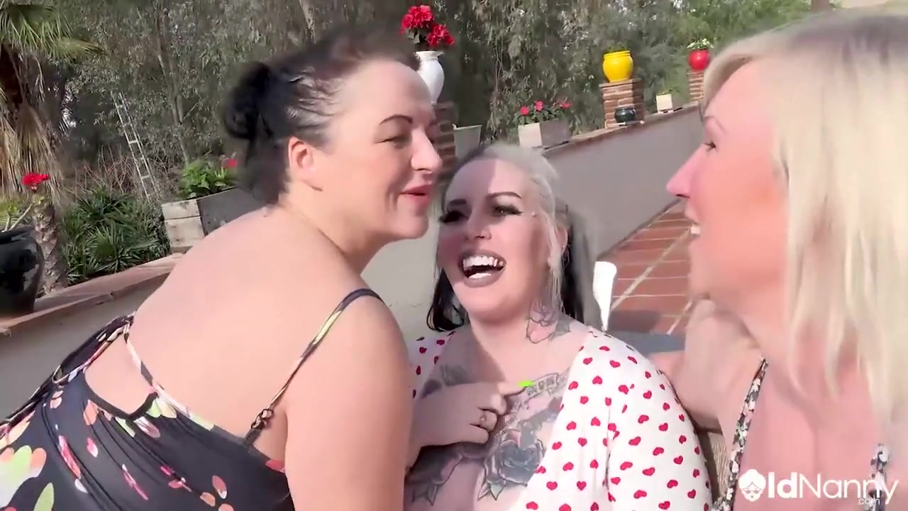 Devon Breeze - Three Arousing Lesbian Milfs On Vacation