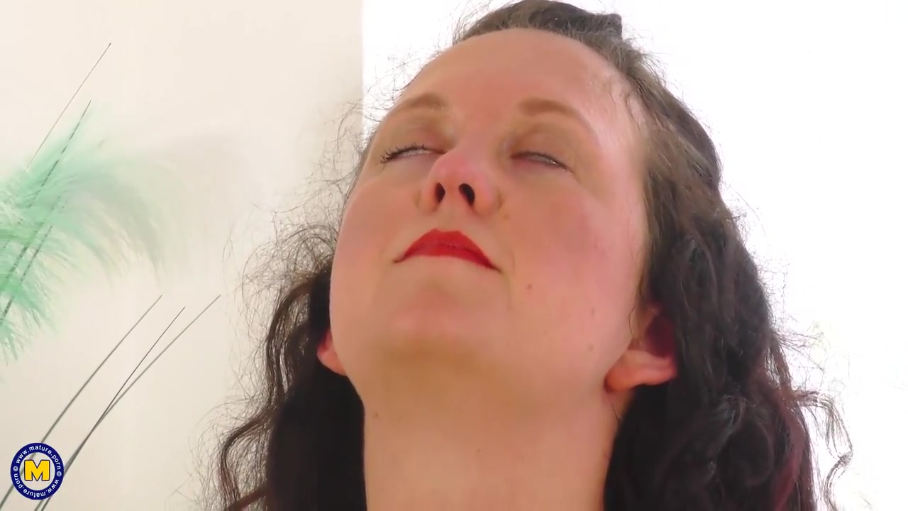 Mature Amazing Ass Step mom Wants A Good Fuck Right Now