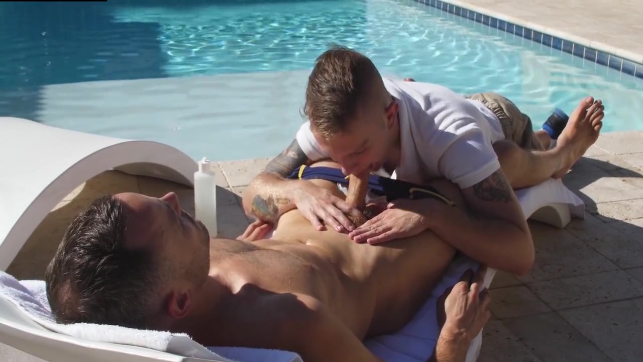 Trent Rails His Poolboys Butthole In The Summer Sun