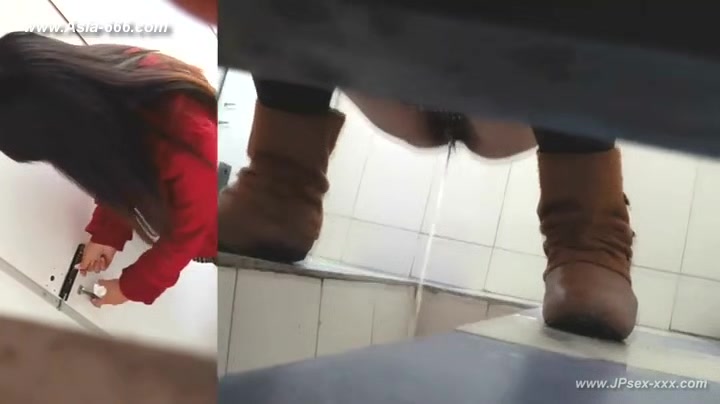 chinese girls go to ***
