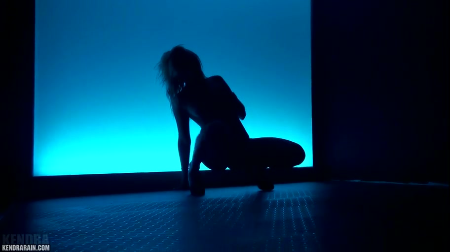 Kendra Silhouette Video