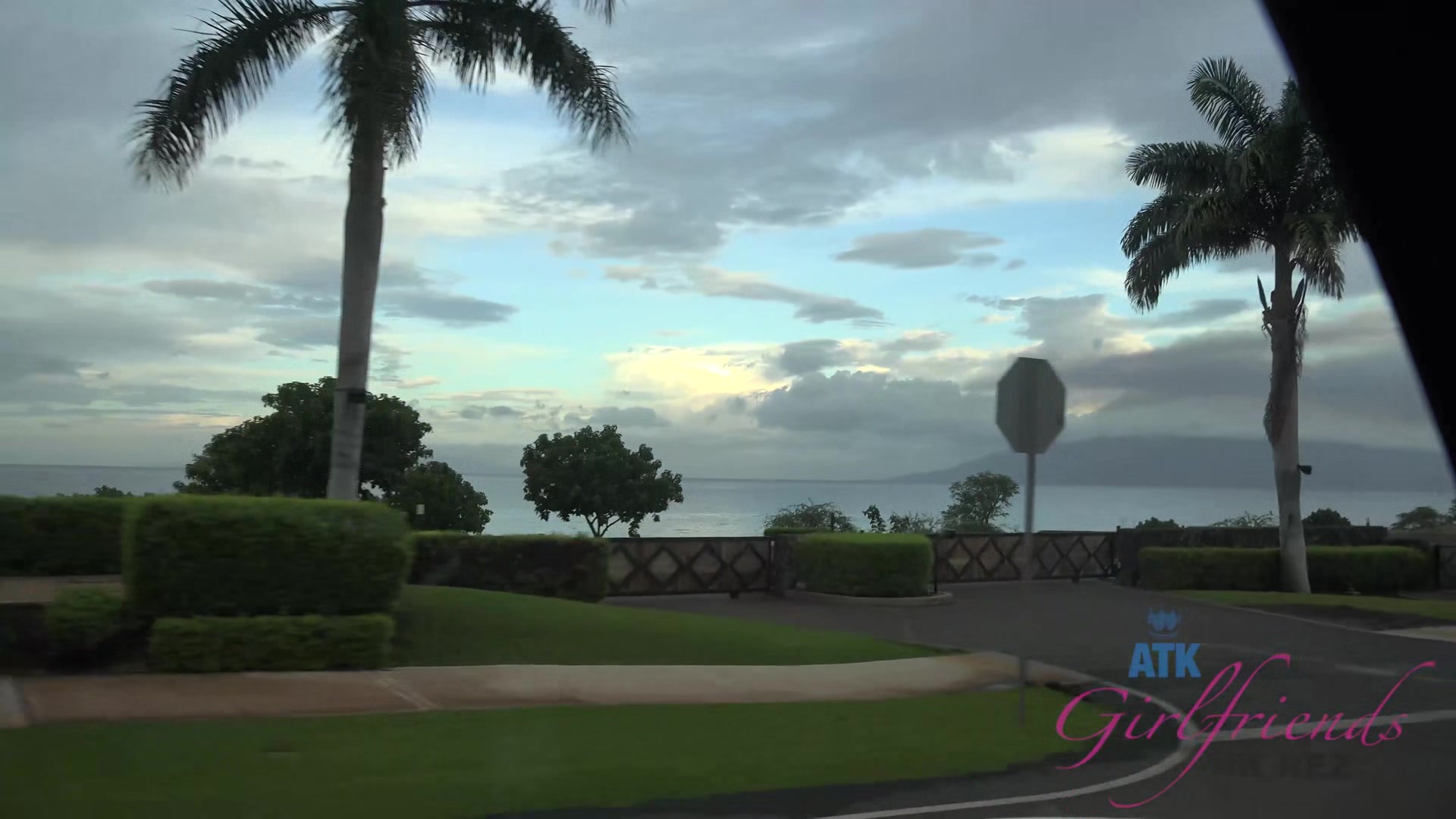 Virtual Vacation In Hawaii With Adriana Maya 9/10