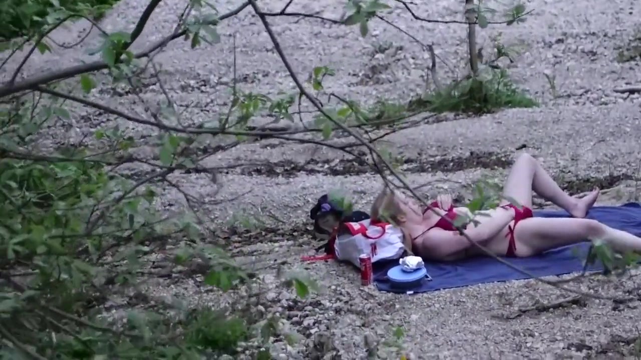 Watched By At The Bath Stream And Totally Away Without Mercy! Ultra Cumshots!