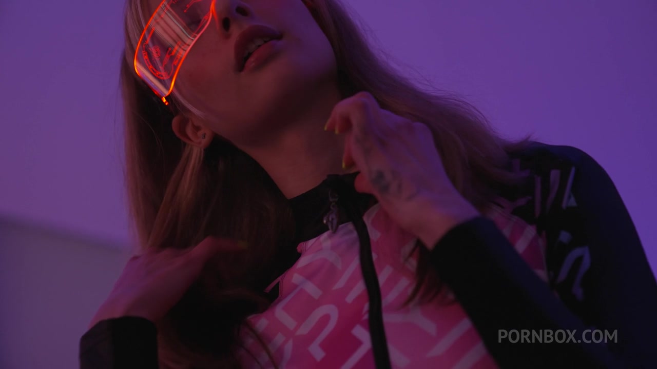 The long-awaited FIRST DP with skinny 19yo Sasha Page - AnalVids