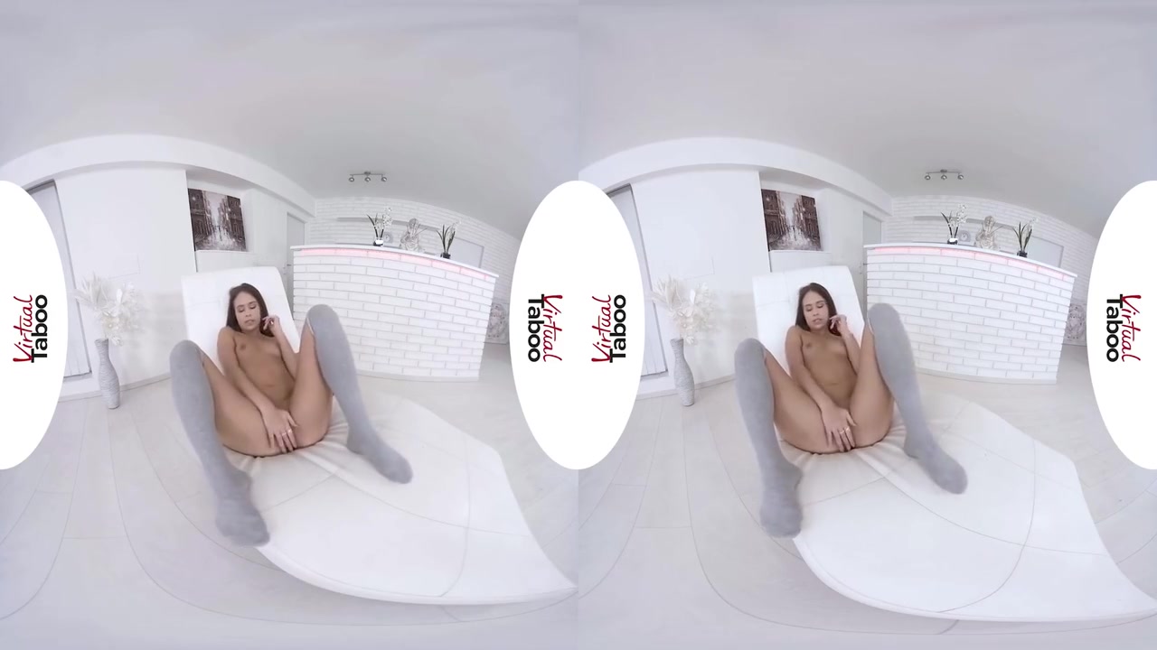 Virtual Reality And Jeanine Hot In Petite Jenny With Young Hot Body