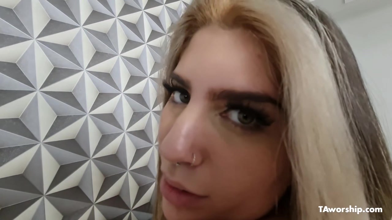 Make me orgasm - Taworship
