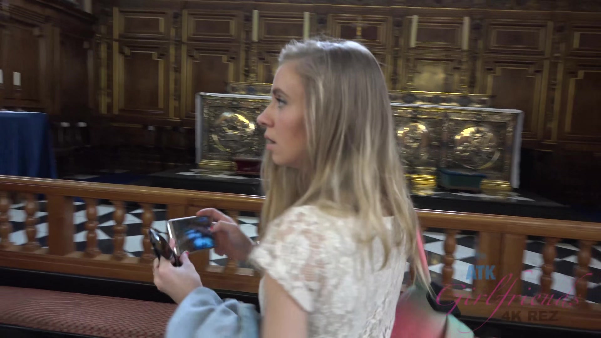 Virtual Vacation In London With Rachel James 7/10