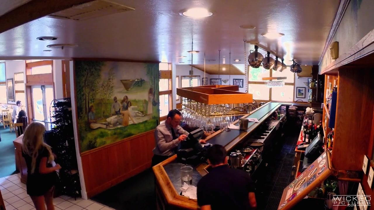 Carmen Caliente In Eating Out, Scene 1