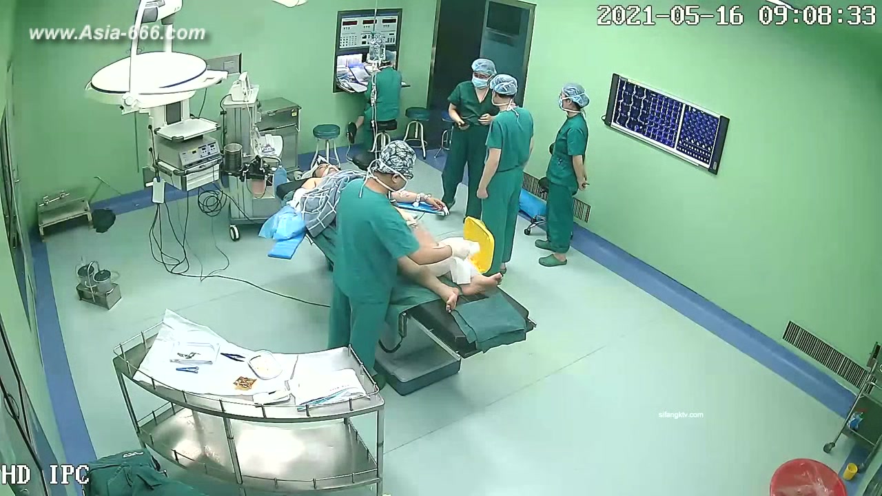 Peeping Hospital patient.13