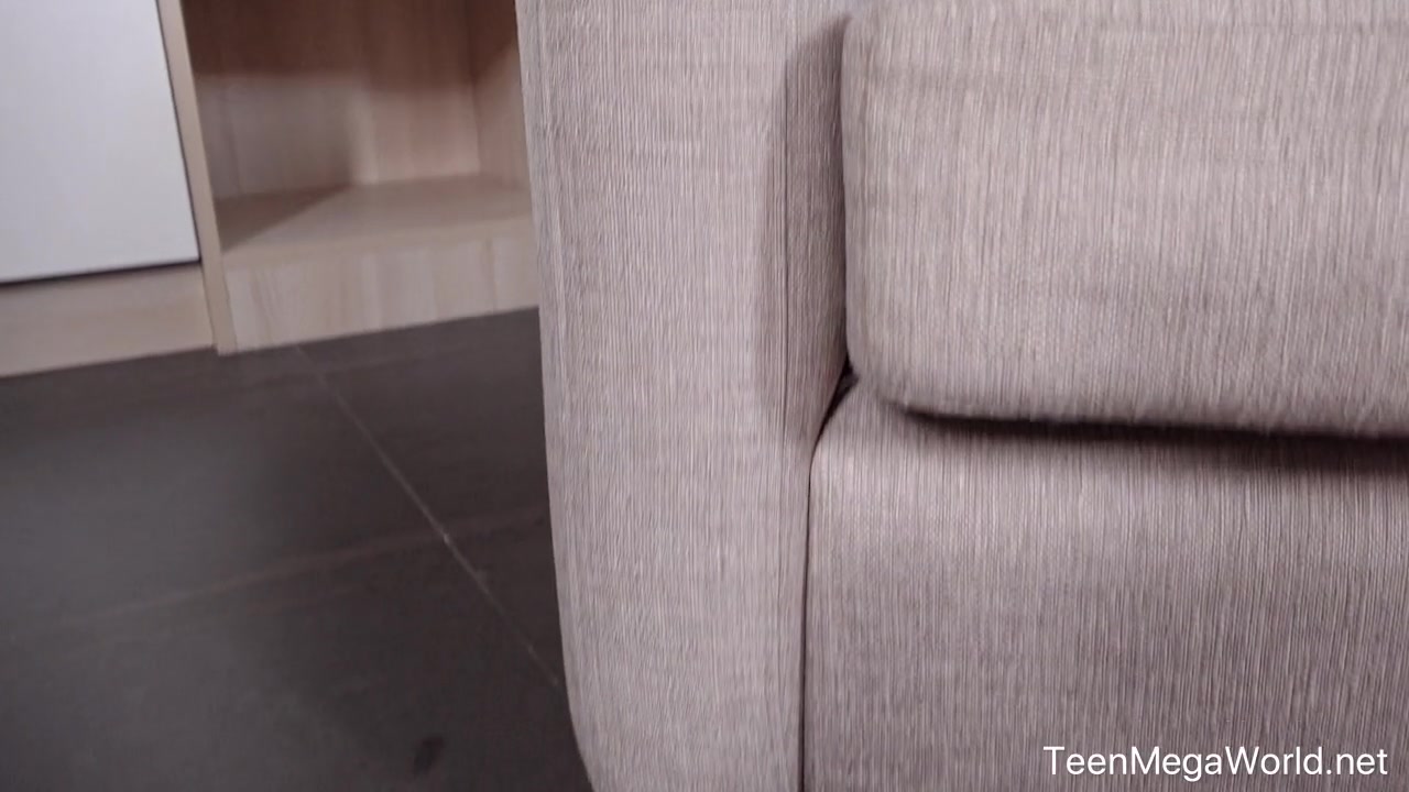 Ass and pussy need satisfaction - BeautyAngels