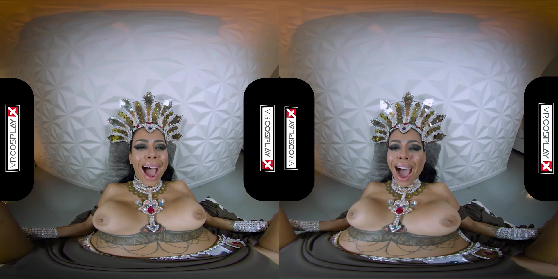 Canela Skin in Queen of the Damned A XXX Parody - VRCosplayX