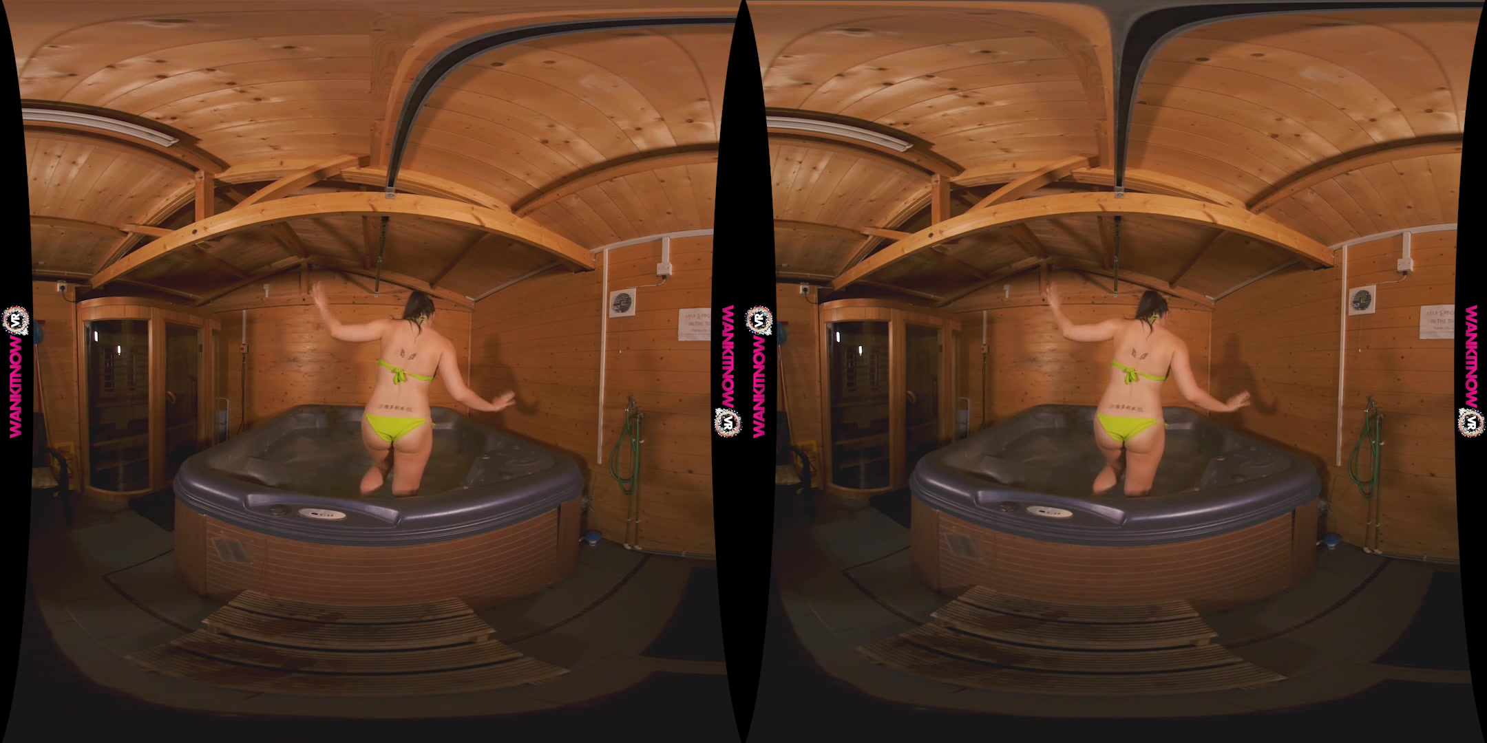 Cum And Get Wet featuring Ivy L - WankitNowVR