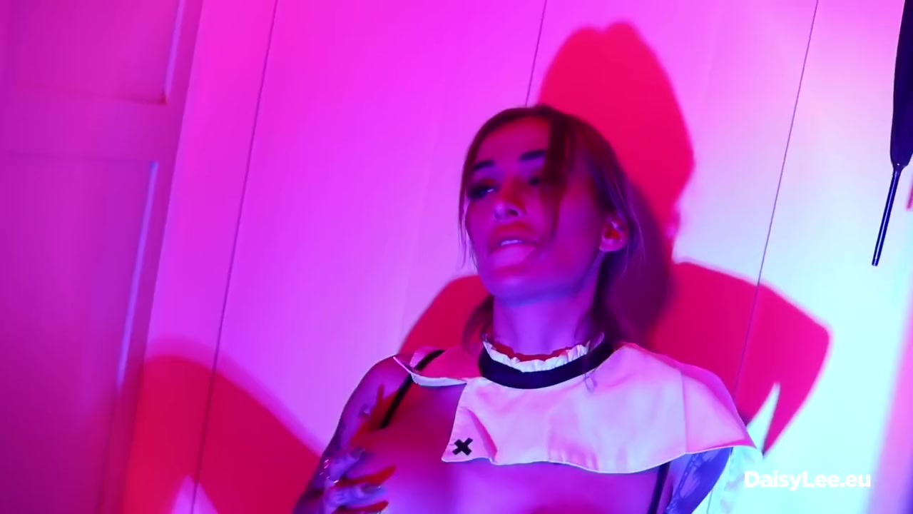 Daisy Lee In Secret Wants To Show Her Pussy