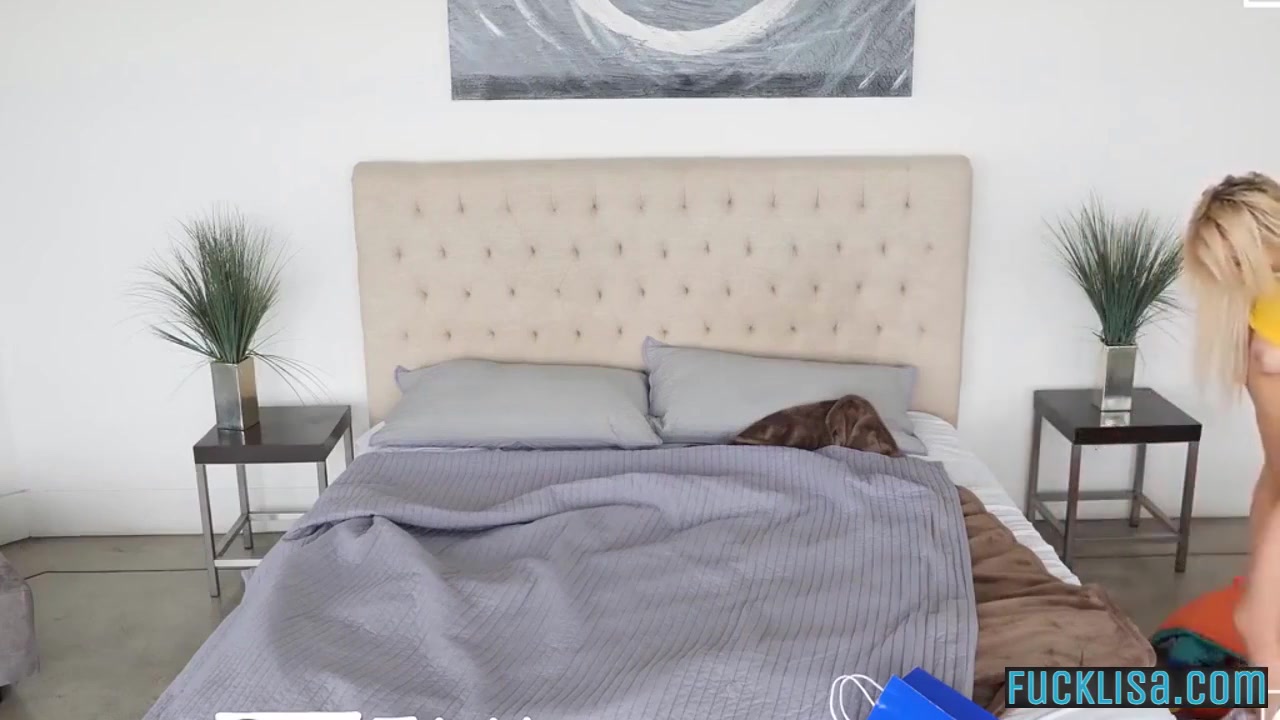 Stepsister Cums All Over Big Dick