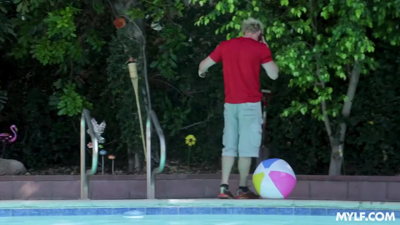 Saved by the Hot Neighbor - MYLF