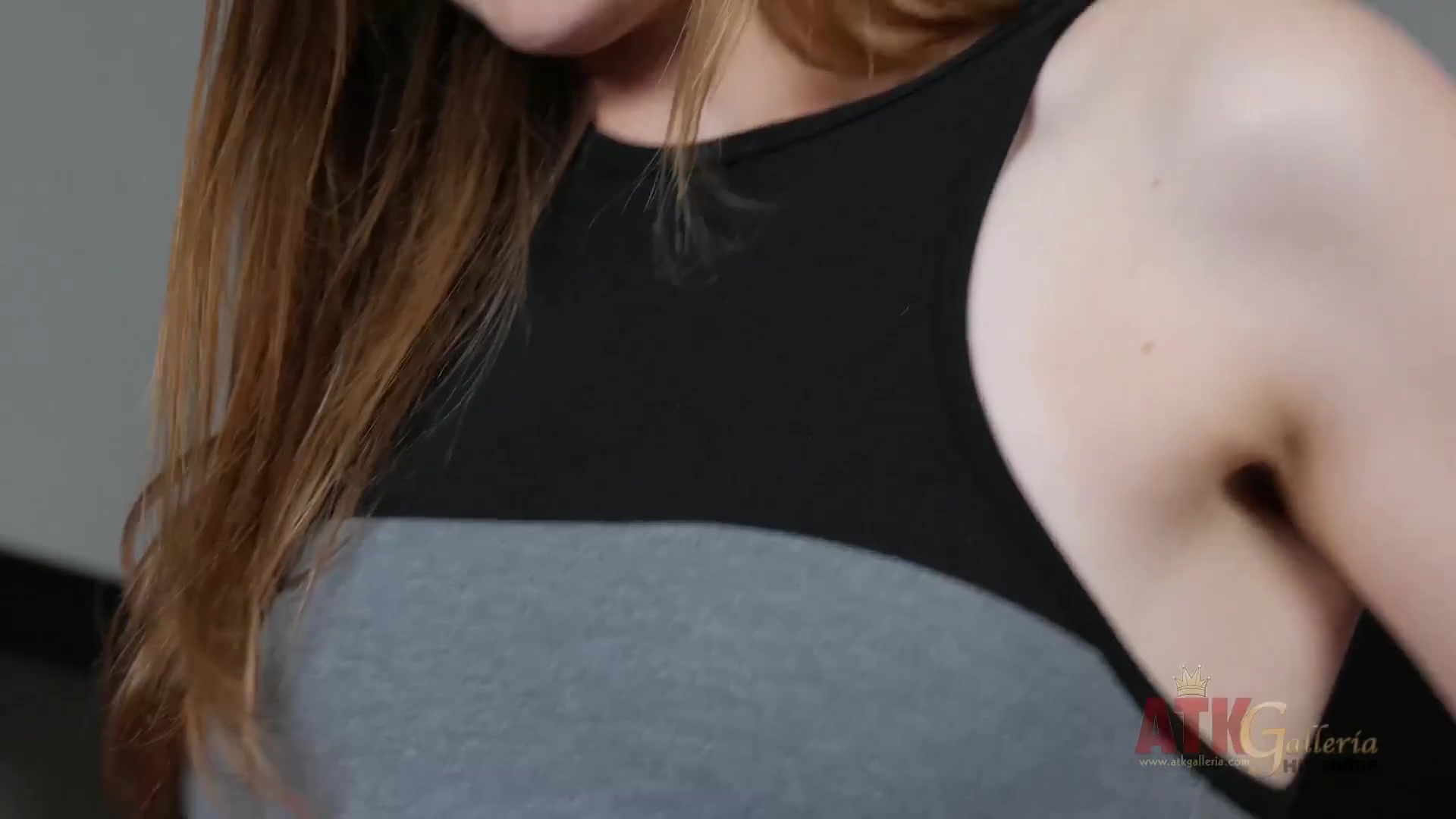 She's ready for a night out, but first beauty gets off