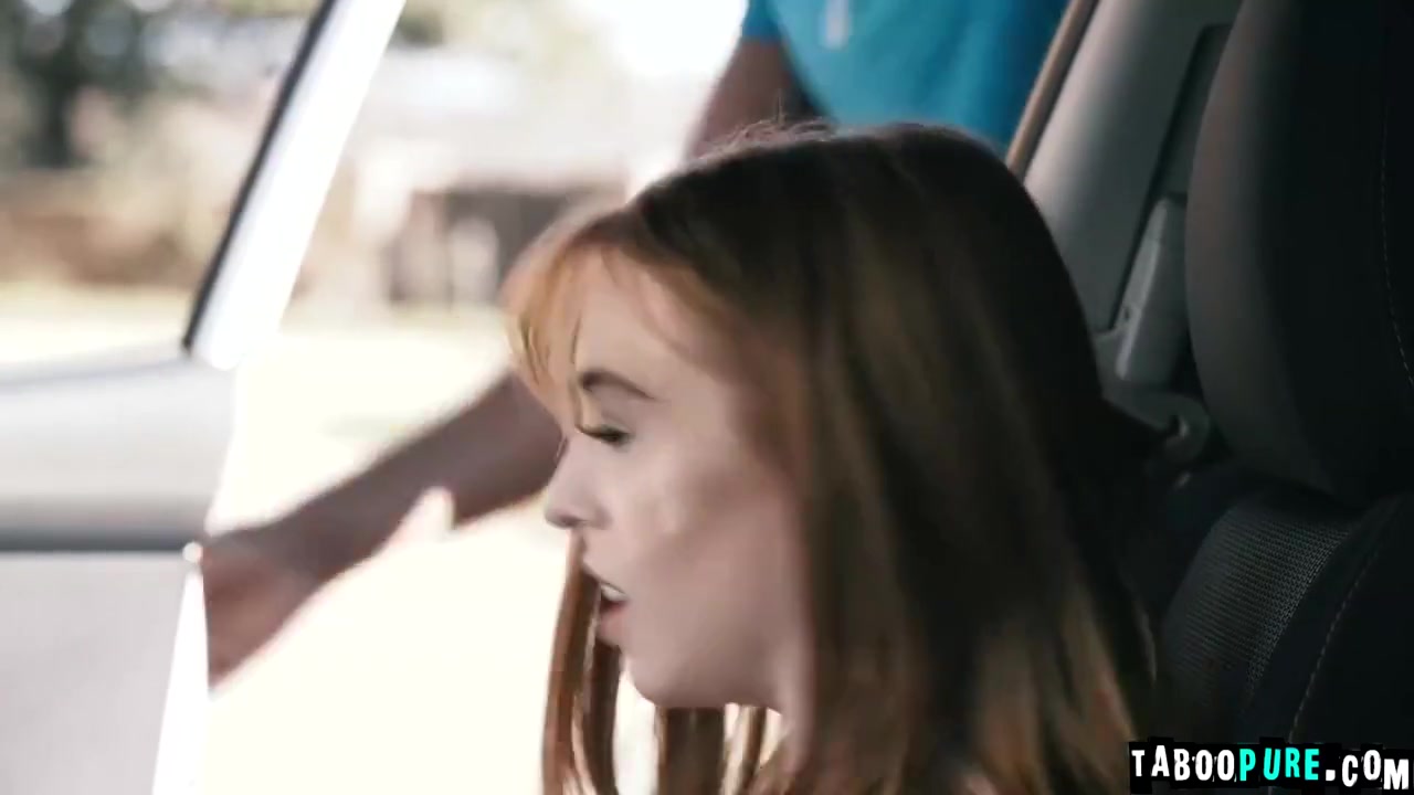 Madi Collins, Lauren Phillips And Isiah Maxwell In Taking Turns Sucking On Isiahs Nice Cock