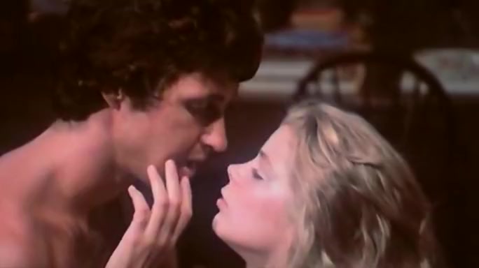 Kristine DeBell, Bucky Searles, Gila Havana in vintage fuck scene
