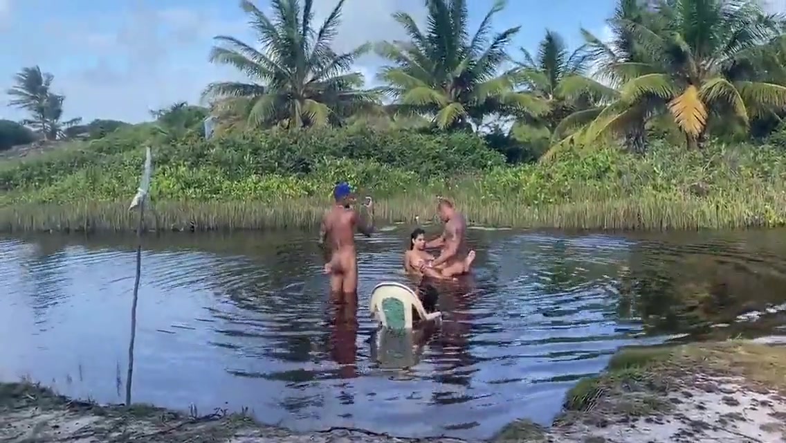 Loira Luxx In Corno Manso Nao Aguenta Ver Esposa Sendo Fodida No Pelo Por Outro Cara E Chora 10 Min
