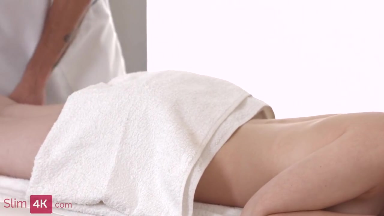 Masseur Fucks Babe And Fills Pussy With Cum