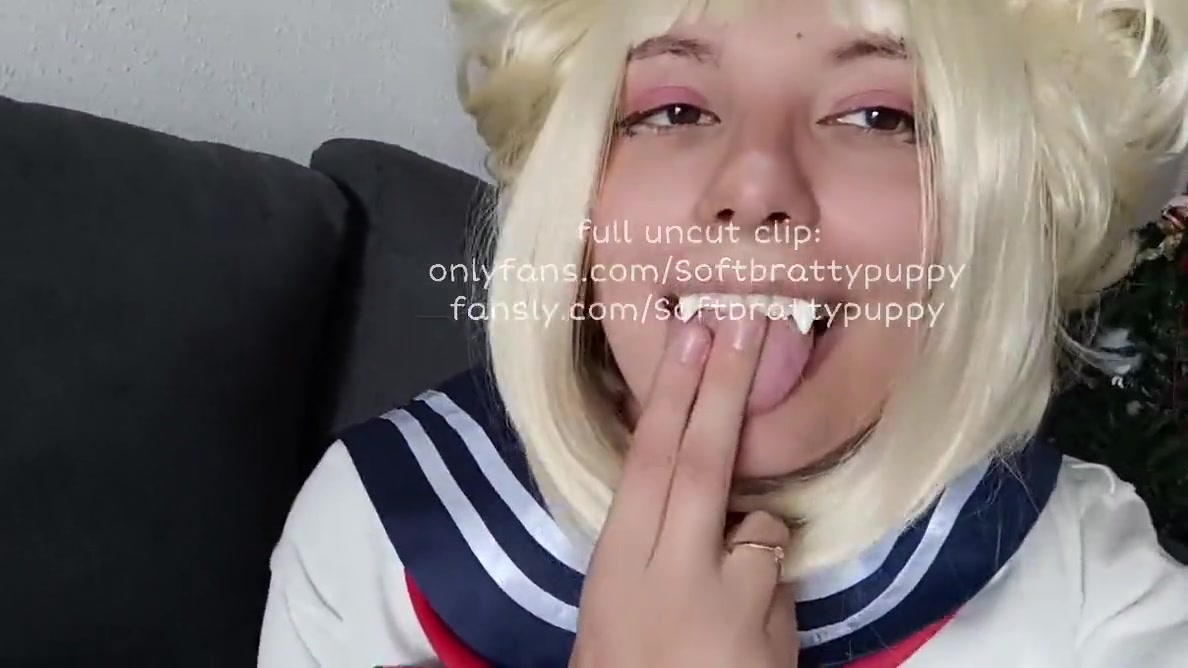 Gamer Girl In Slut - Toga Himiko (boku No Hero) Masturbating And Playing With Her Dragon Dildo