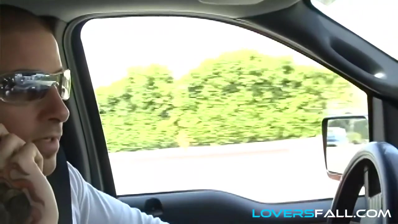 Big-breasted Blond Hair Lady Penis Riding In Reverse