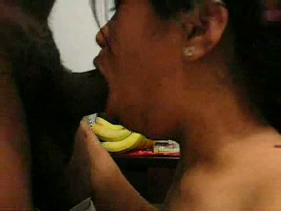 asian chick sucking dick