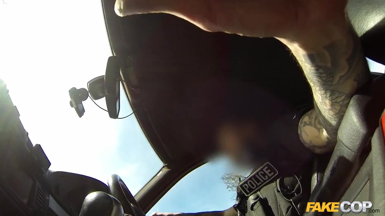 Adreena in Heat: Copper cums over geeky girls glasses in the sun - FakeCop