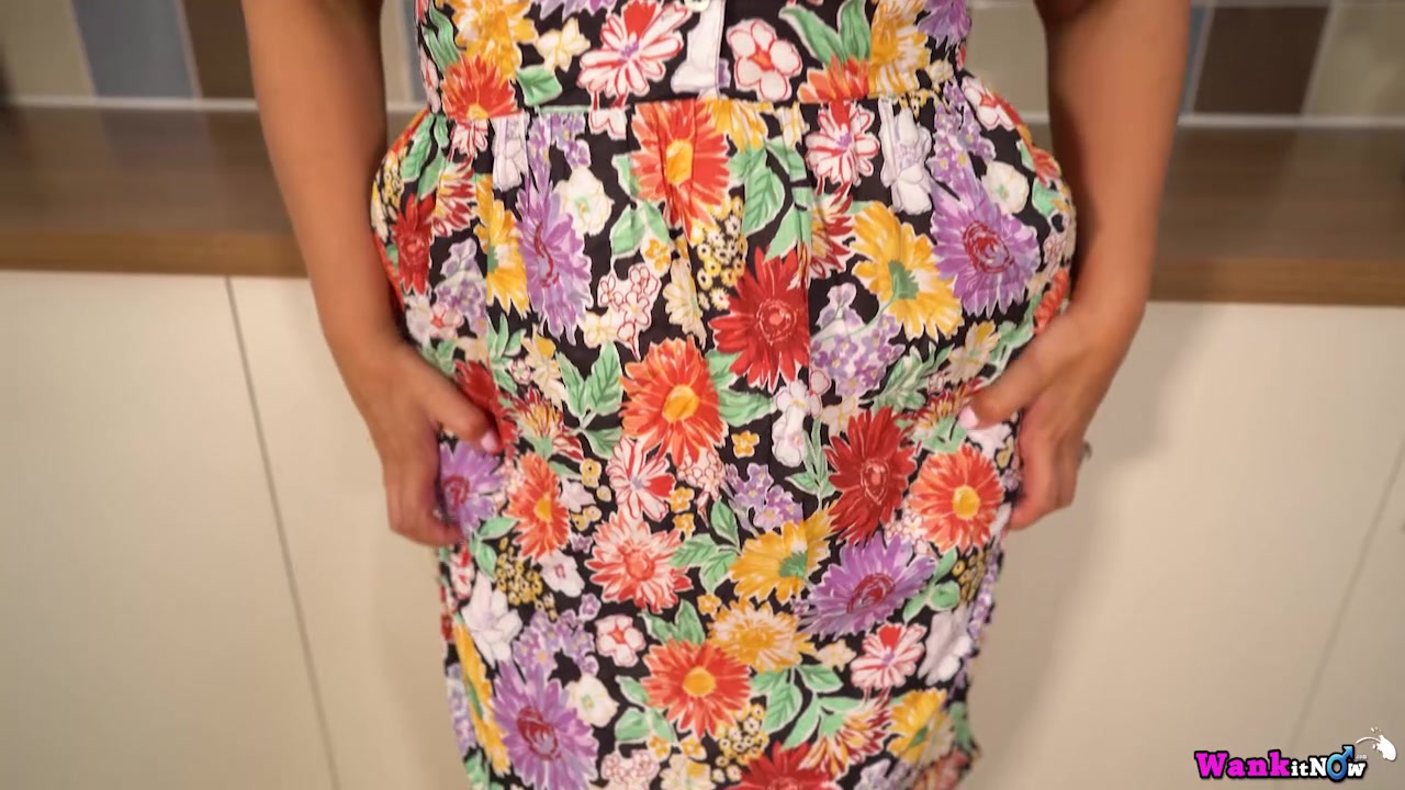 Beth - Drive You Wild - Sexy Videos - WankitNow