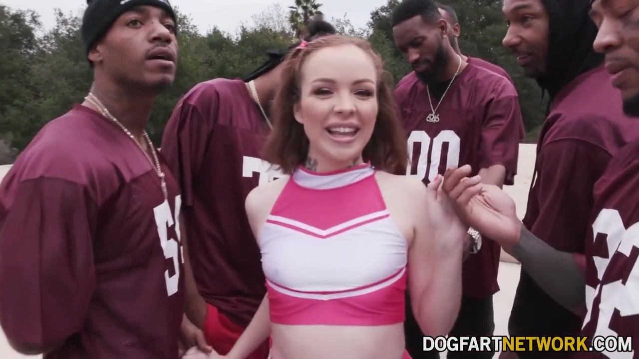 Interracial Gangbang And Aliya Brynn - In Seven Man