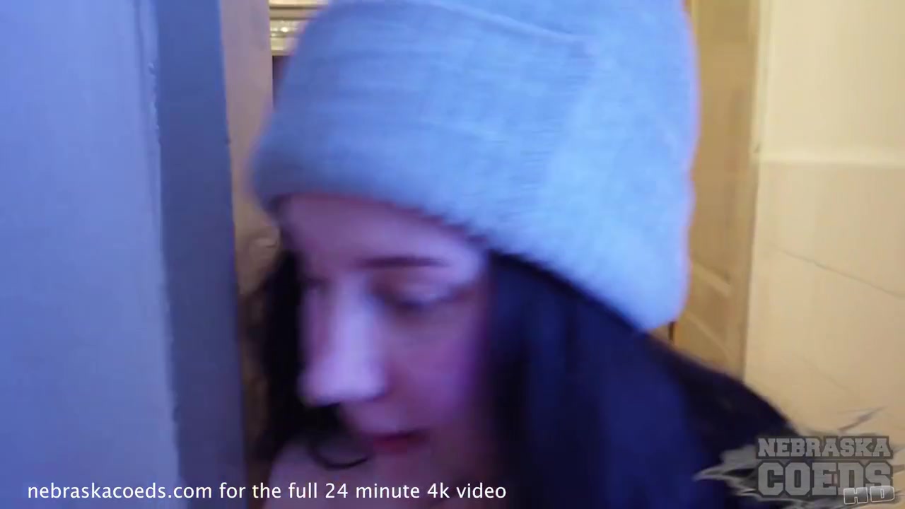 Vacation With Two Beautiful Models Turns Into Pussy Licking With Nebraska Jim