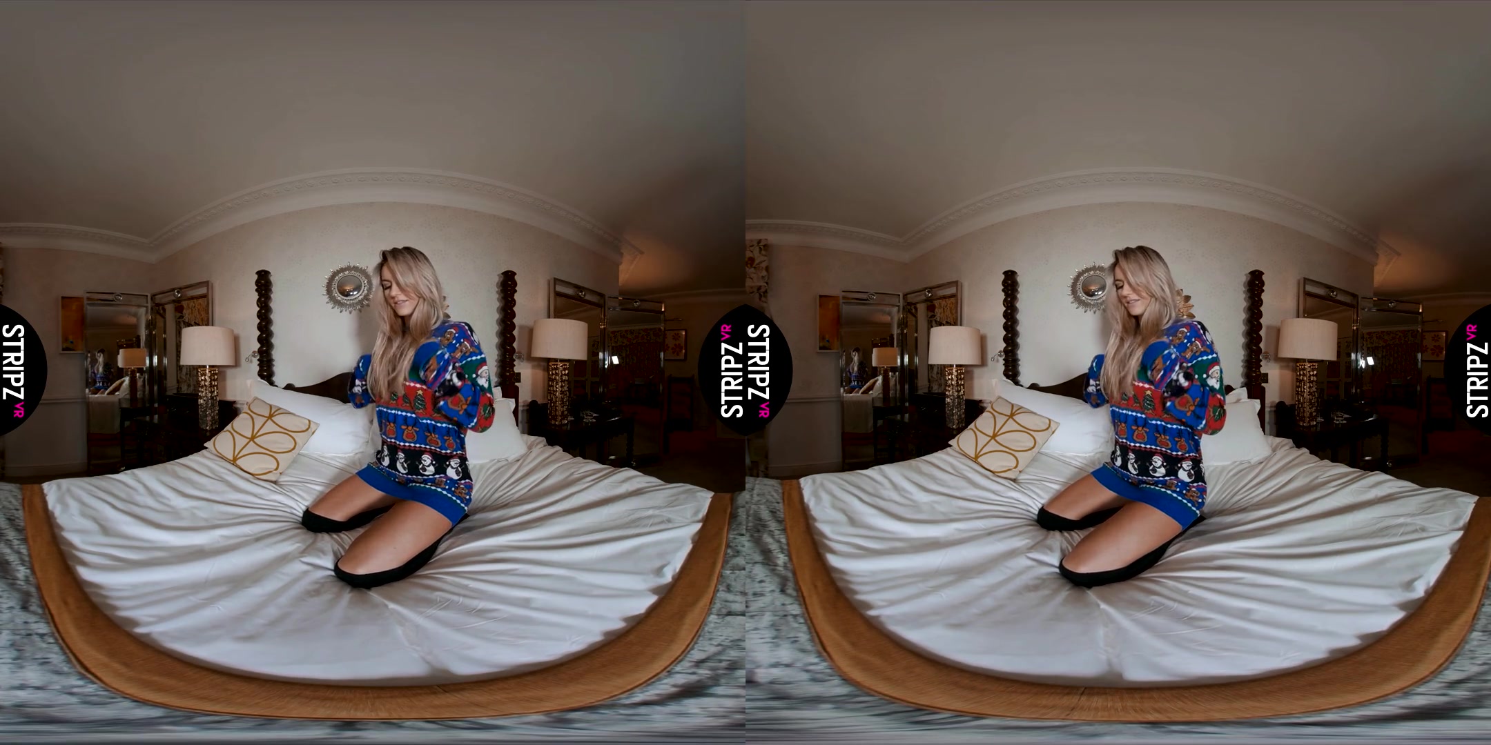 Natasha Anastasia in Unwrap Me... - StripzVR