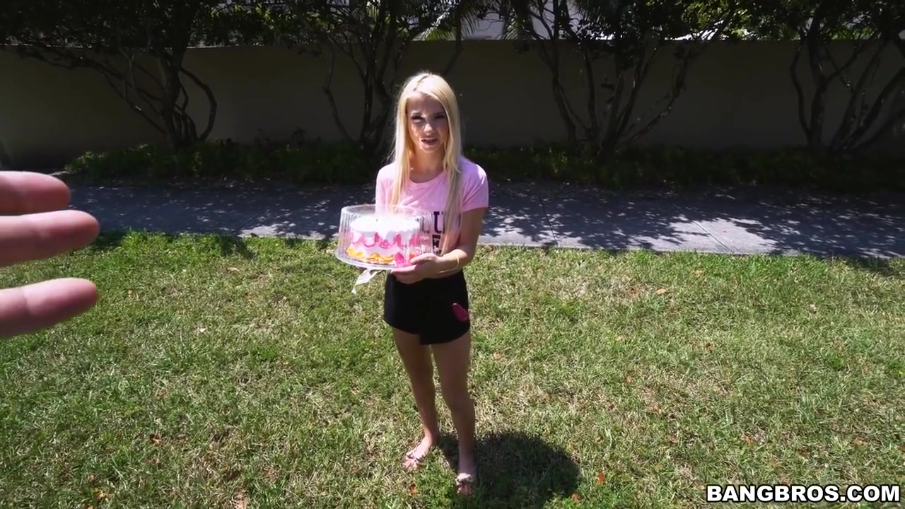 Kenzie Reeves - Kenzies Cake In 4k