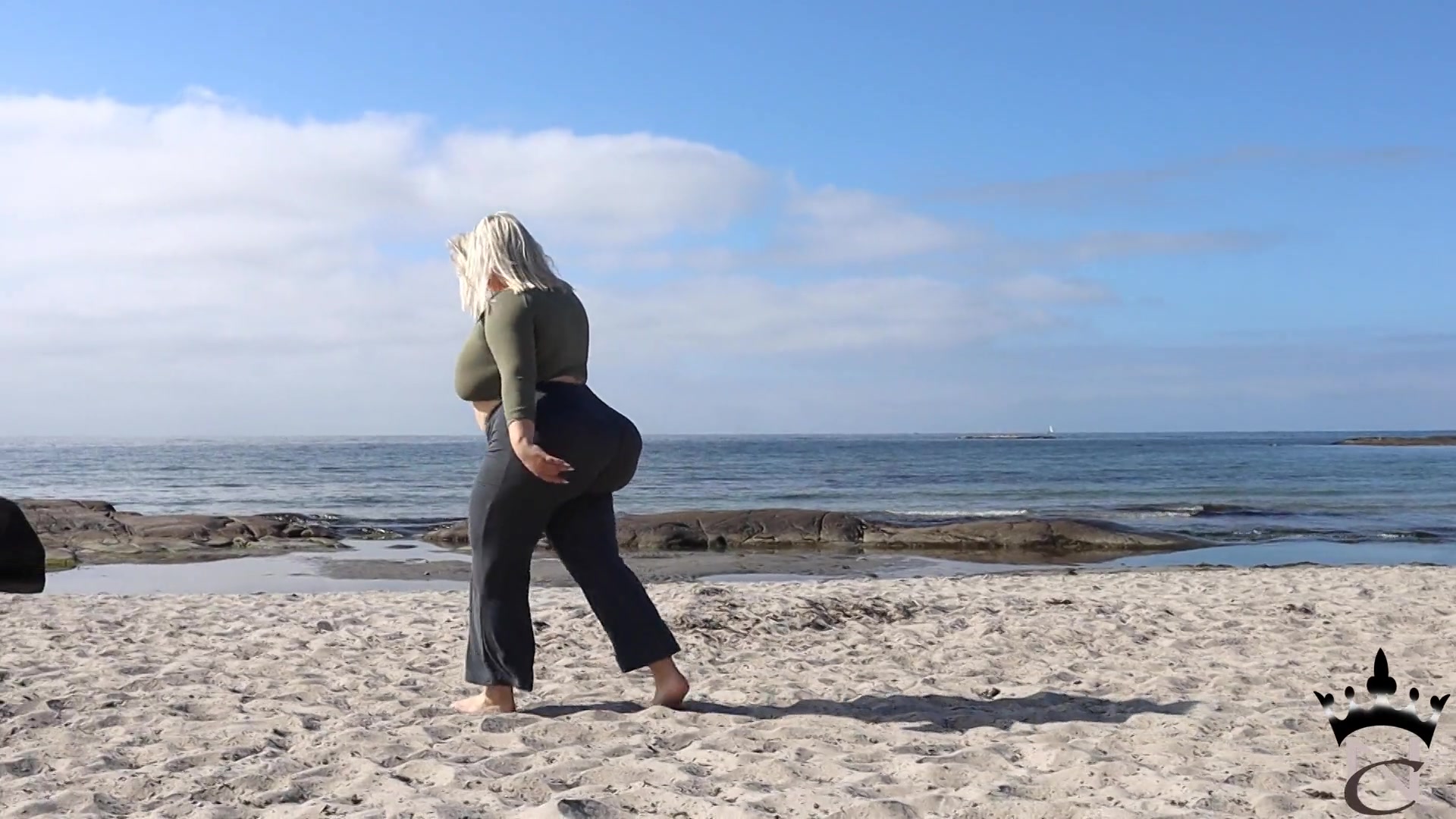 I Love The Ocean - Sex Movies Featuring Natasha Crown