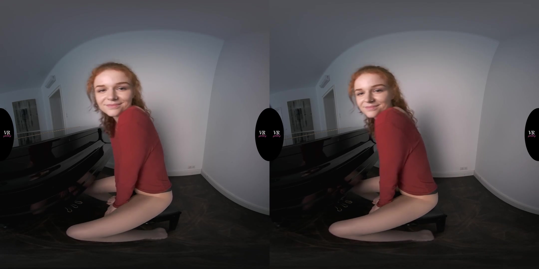 Oily Masturbation - Redhead Amateur Solo on the Table
