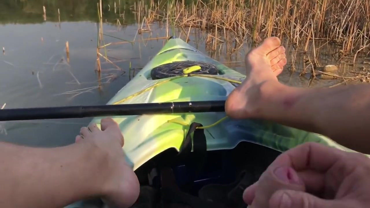 Risky Kayak Masturbation & Orgasm While Out On The Lake
