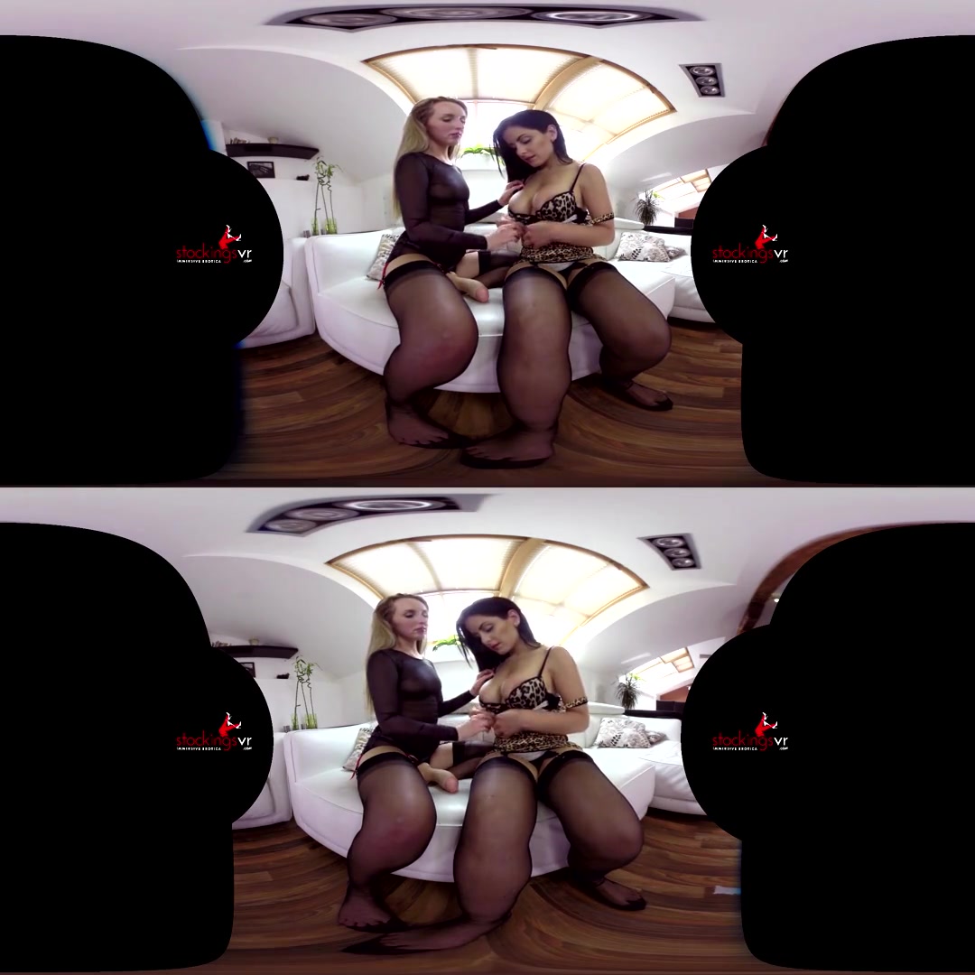 Alex Black & Jenny Simons in Deep Anal Strap On Girls Jenny Simons And Alex Black - StockingsVR