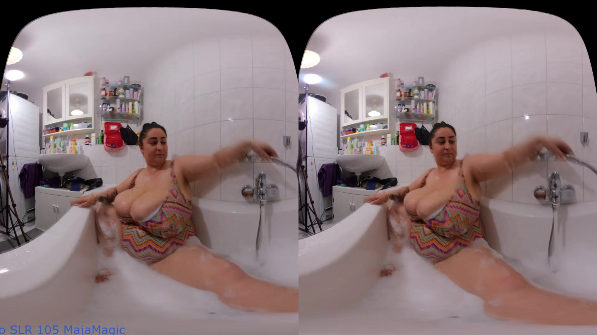 A Cozy Evening In The Bathtub With Alice