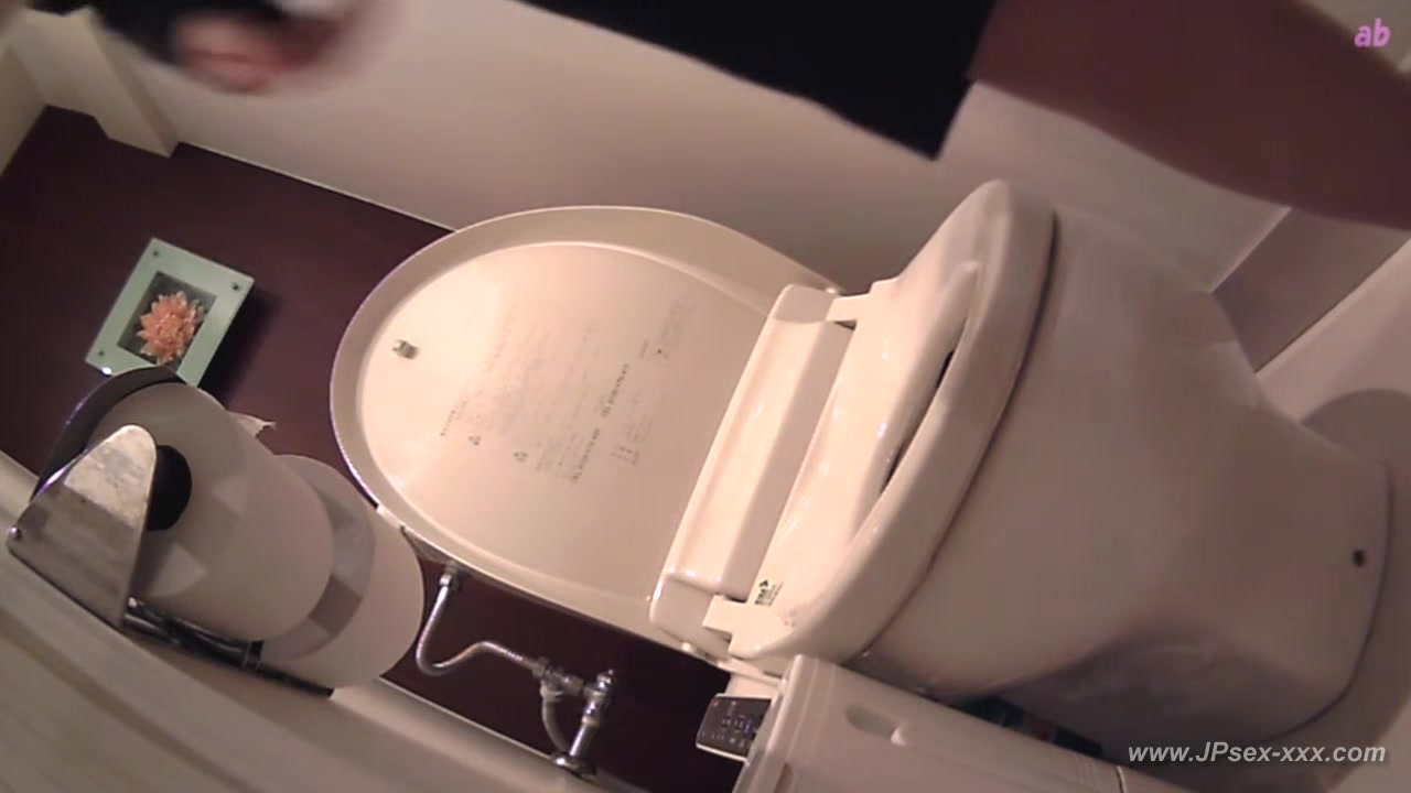peeping japanese ol toilet.***
