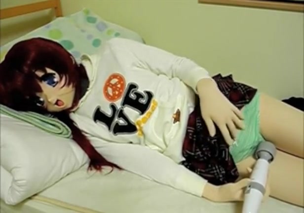 Asian masked girl needs to cum