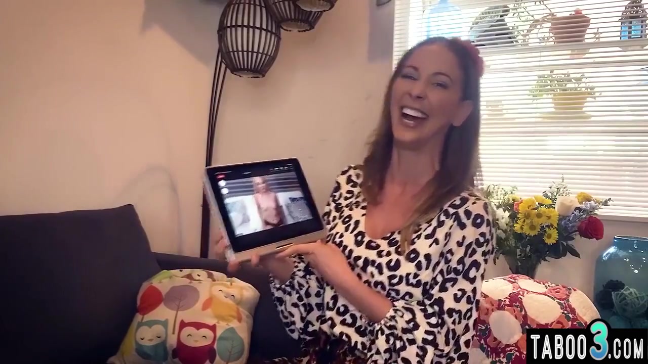 Neglected Busty Milf Housewives Masturbating On Webcam