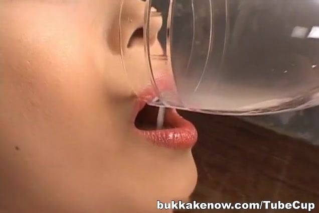 Sakurako Asian chick gets hardcore sex