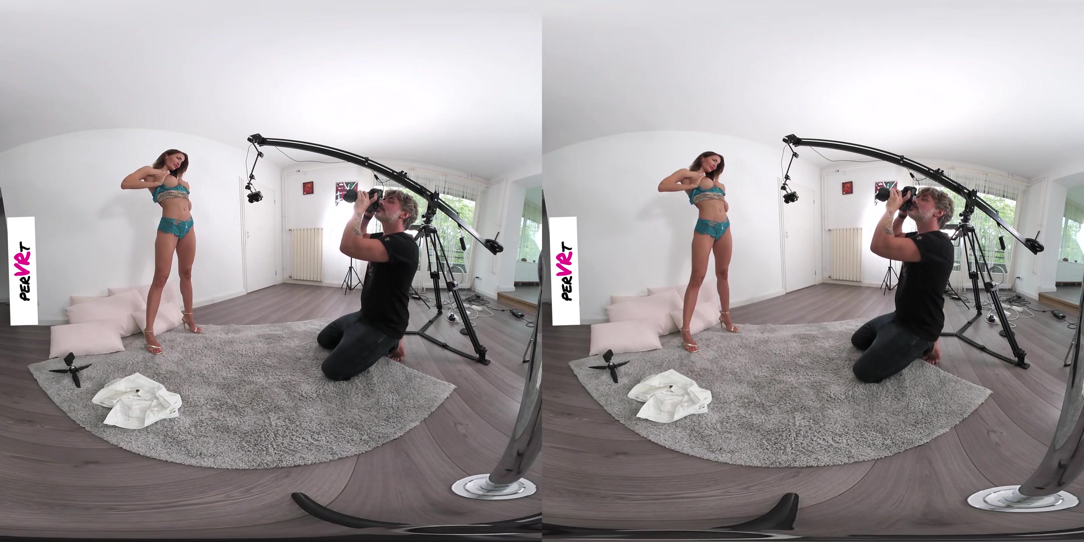 Catwalk Model Turned Into Stunning Milf - Photoshoot Bts