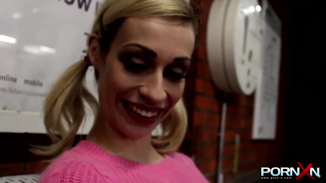 Chessie Kay in Big Tits Public Pissing - pornxn.com