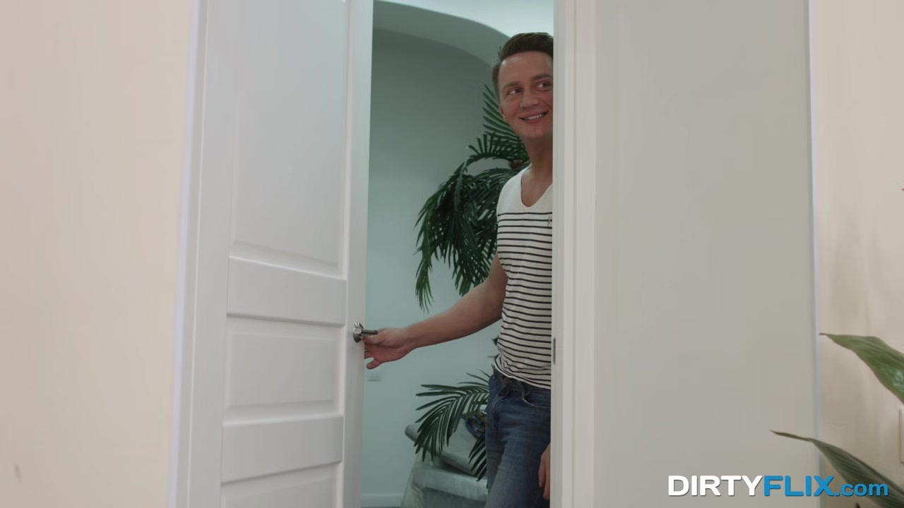 Dirty Flix - Renata Fox - Selfie girlfriends