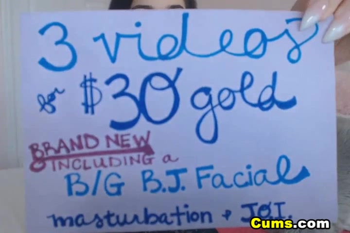 Beautiful Busty Chick Enjoys Rubbing Her Cunt