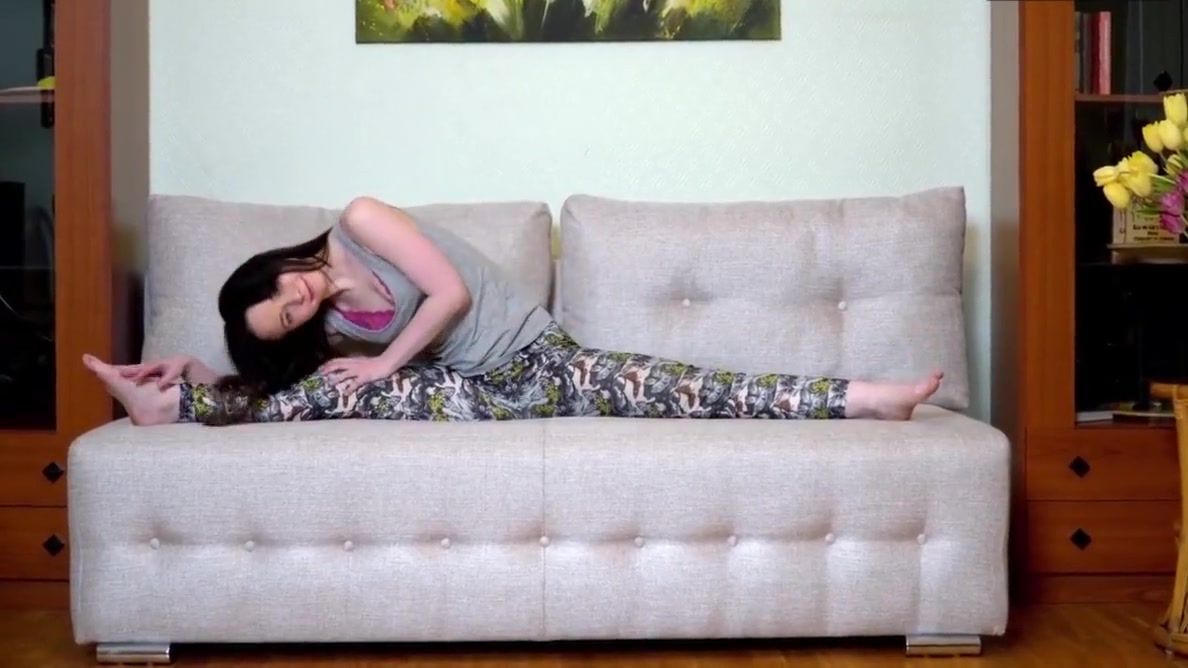 Hot Russian Gymnast Star Torpe Baba Spreading Legs