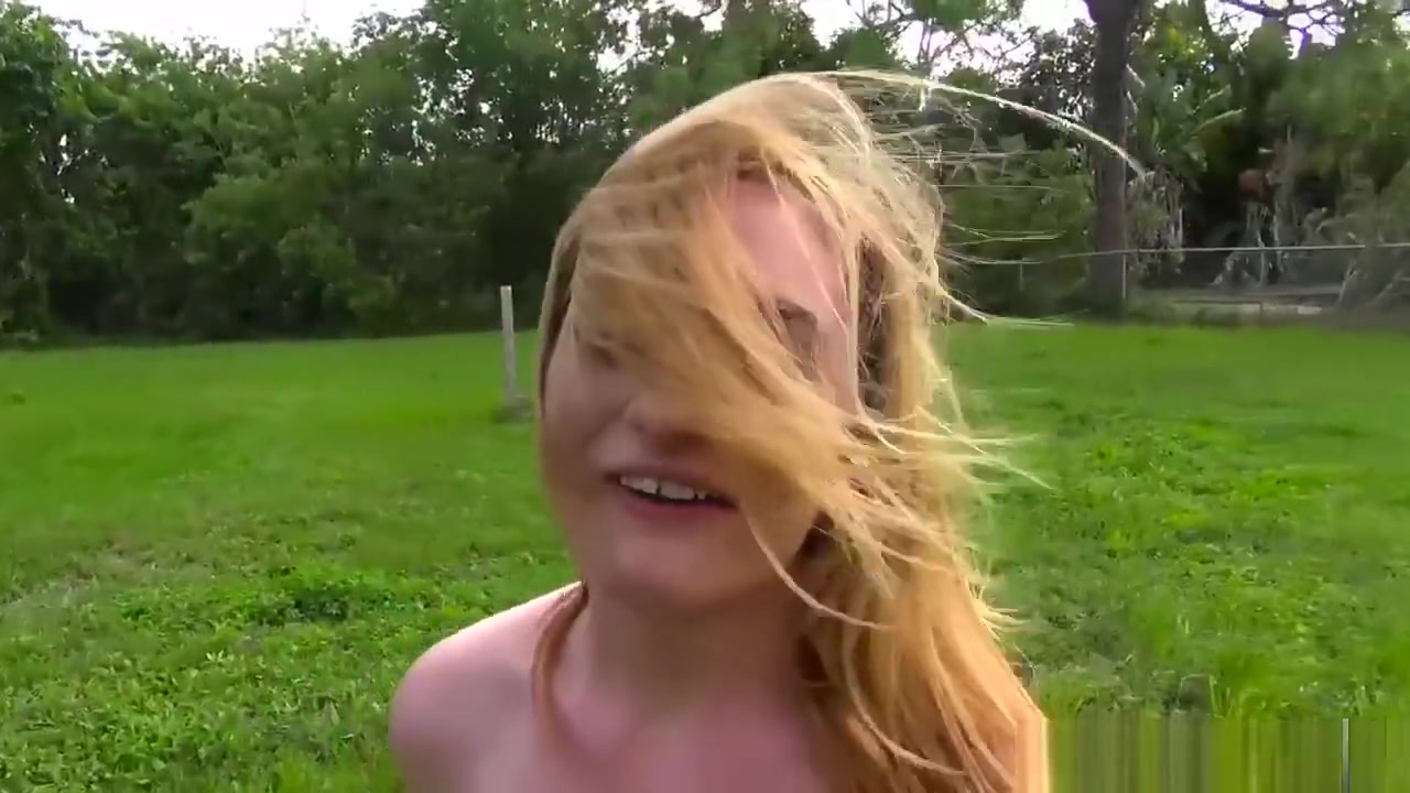 Reality Kings - Fence Fucking Bridgette Ryder